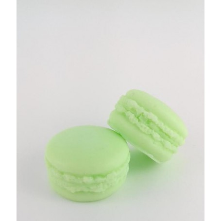 Macaron savon, Concombre Autour du Bain à Paris chez Soap and the City, savons, bougies, parfums, encens et peluches